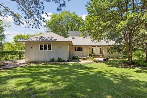 882 Willow Ridge 1, Hudson, WI, 54016-7437 | Card Image