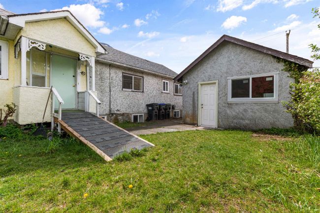 677 5 Th Avenue, House other with 6 bedrooms, 4 bathrooms and 8 parking in Hope BC | Image 6