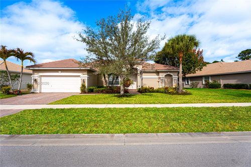 6918 Se Sleepy Hollow Ln, Stuart, FL, 34997-4756 | Card Image