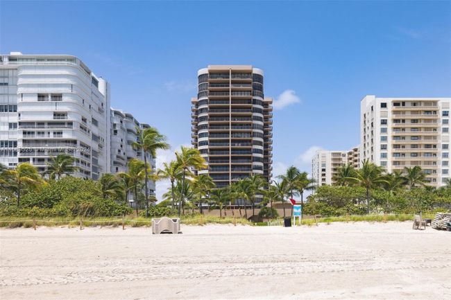 1506 - 10175 Collins Ave, Condo with 2 bedrooms, 2 bathrooms and null parking in Bal Harbour FL | Image 27