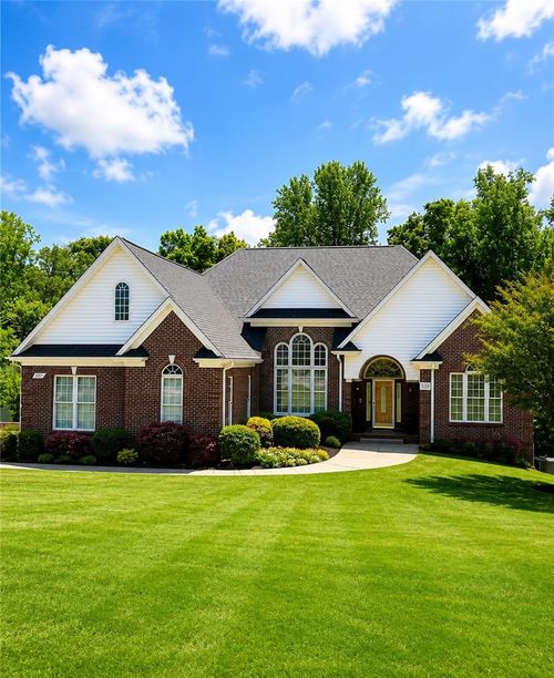 113 Topsail Dr, Anderson, SC, 29625-6236 | Card Image