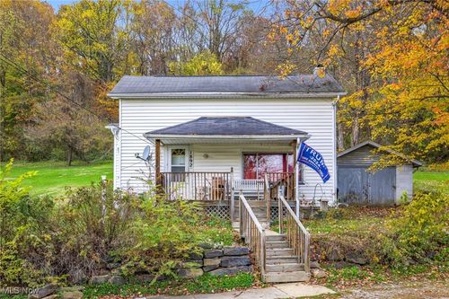 1892 Roxford St, New Philadelphia, OH, 44663-8107 | Card Image