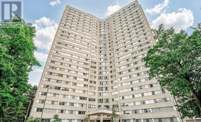 2007 - 3700 Kaneff Cres, Condo with 3 bedrooms, 2 bathrooms and 1 parking in Mississauga ON | Image 1