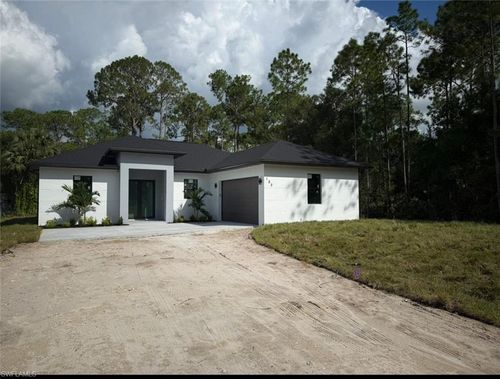 182 10th St Ne, NAPLES, FL, 34120-2055 | Card Image