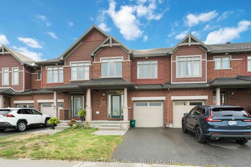 704 Brian Good Ave, Manotick, ON, K4M0C1 | Card Image