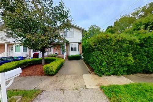 69 Stuyvesant Ave, Staten Island, NY, 10312-3721 | Card Image