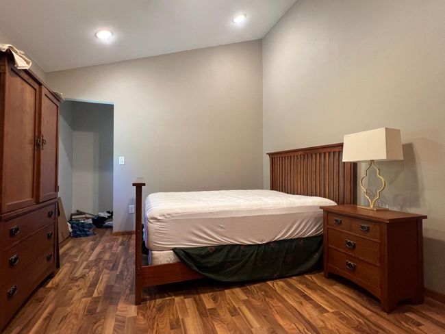 Cabin - Bedroom Closet View | Image 16