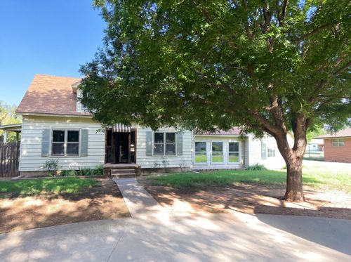 506 S Foley St, Seymour, TX, 76380-2818 | Card Image