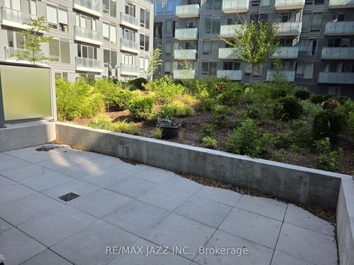 334-7 Golden Lion Hts, Toronto, ON, M2M0C1 | Card Image