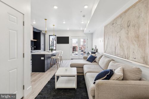 3-1602 Ridge Ave, Philadelphia, PA, 19130-2116 | Card Image