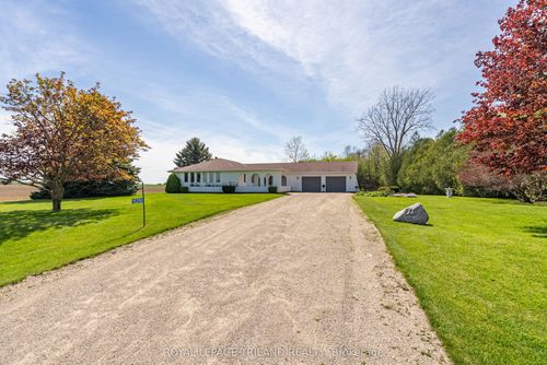 15295 Dorchester Rd, Belmont, ON, N0L1B0 | Card Image