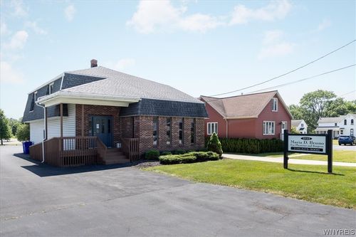 3723 Seneca Street, West Seneca, NY, 14224 | Card Image
