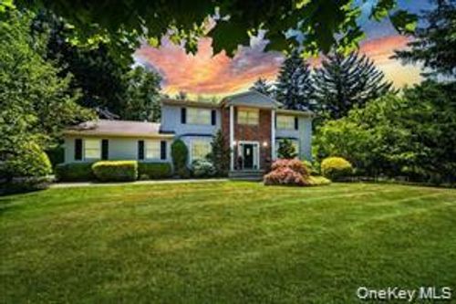 10 Evergreen Ct, Suffern, NY, 10901-3507 | Card Image