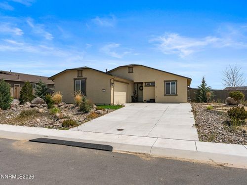 135 Avalanche Dr, Dayton, NV, 89403-6383 | Card Image