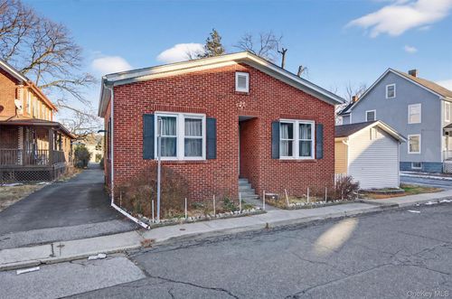 34 Lake St, Highland Falls, NY, 10928-2012 | Card Image