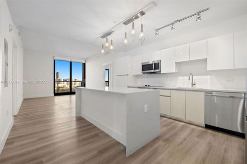 apt-1004-101 Diplomat Pkwy, Hallandale Beach, FL, 33009-3892 | Card Image