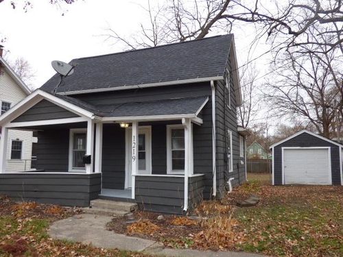 1219 Eaton Avenue, Beloit, WI, 53511-0840 | Card Image