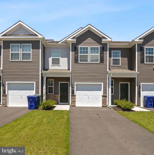 37-37 Arlotta St, Glassboro, NJ, 08028-2379 | Card Image