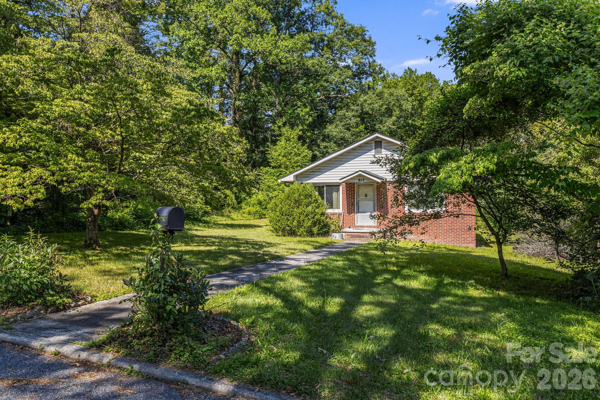 Residential in Hendersonville 3