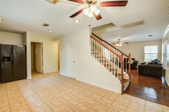 8127 Tassel Field Ln, House other with 3 bedrooms, 3 bathrooms and 2 parking in Humble TX | Image 12