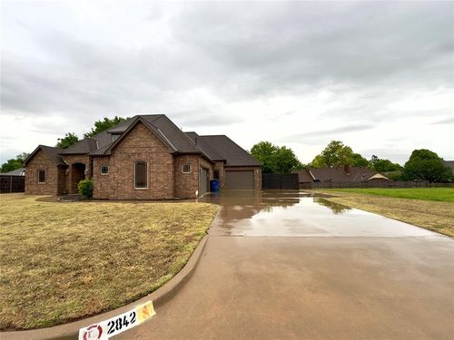 2842 Country Club Drive, Chickasha, OK, 73018 | Card Image