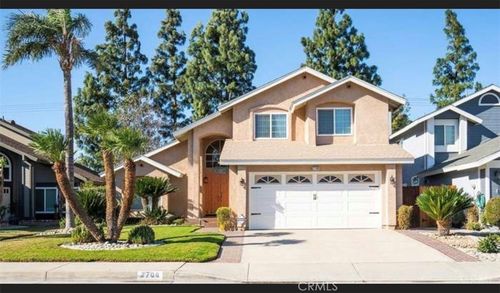 2708 Blue Fox, Ontario, CA, 91761 | Card Image