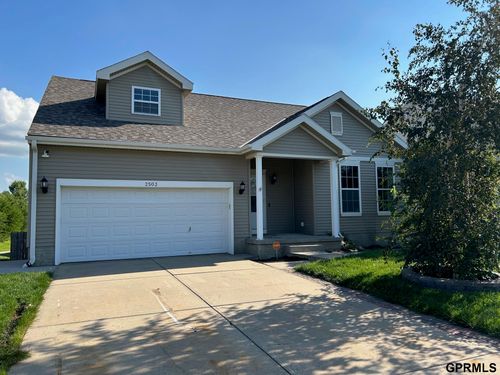 2503 Raven Ridge Dr, Bellevue, NE, 68123-4644 | Card Image