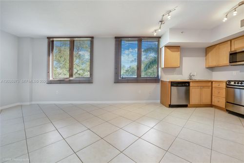 53-2630 Sw 28th Street, Miami, FL, 33133 | Card Image