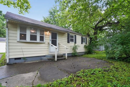 7402 46th St, Indianapolis, IN, 46226-3853 | Card Image