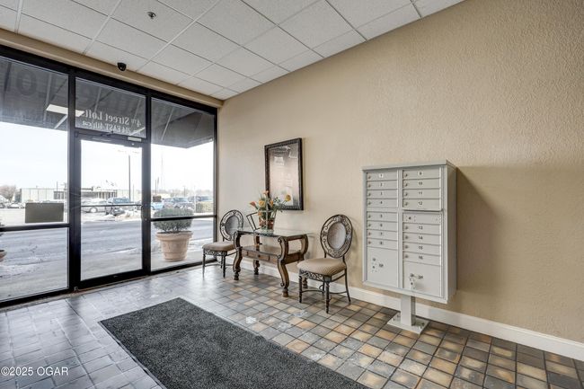 403 - 214 E 4 Th St, Condo with 2 bedrooms, 2 bathrooms and null parking in Joplin MO | Image 21