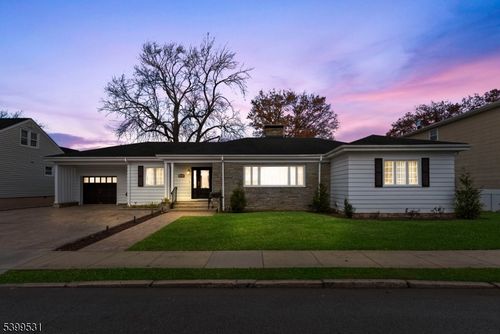 40 Eagle St, North Arlington, NJ, 07031-5817 | Card Image