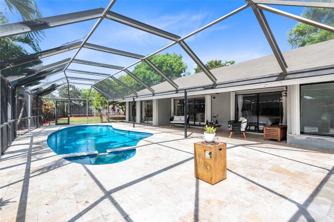 770 Nw 77 Th Ave, House other with 3 bedrooms, 2 bathrooms and null parking in Plantation FL | Image 38