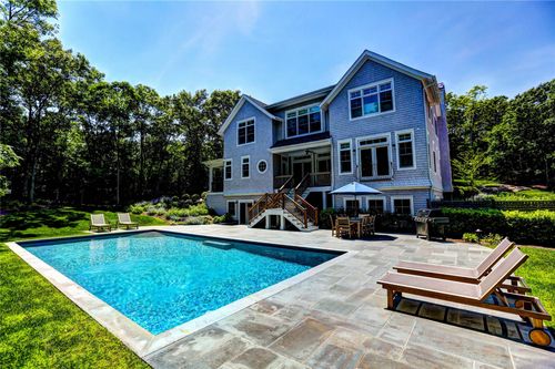 1 Park Avenue, Southampton, NY, 11968 | Card Image