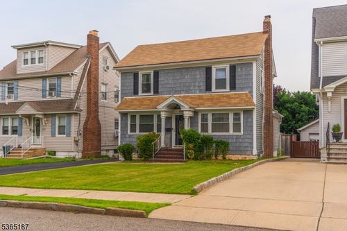 819 Floral Ave, Elizabeth, NJ, 07208-1405 | Card Image