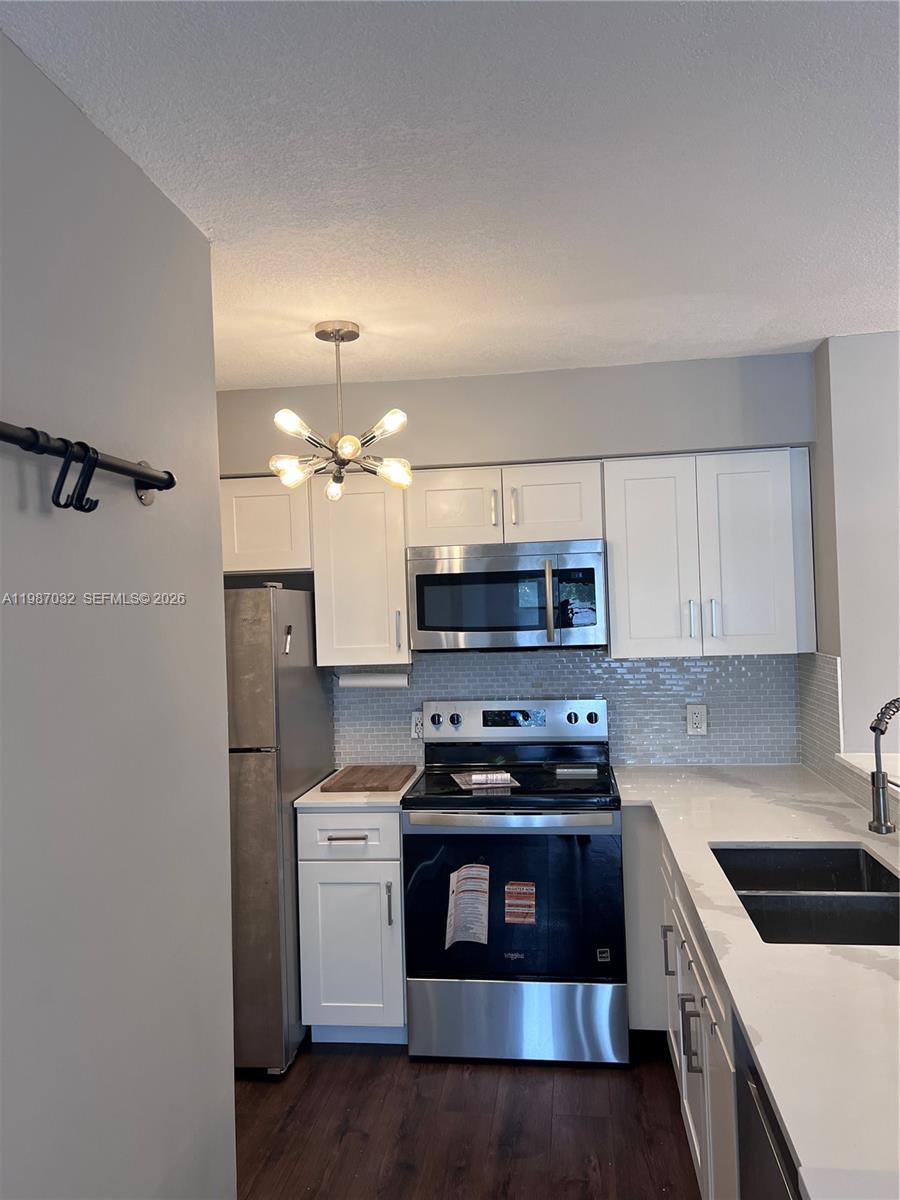 Residential in Hollywood 2
