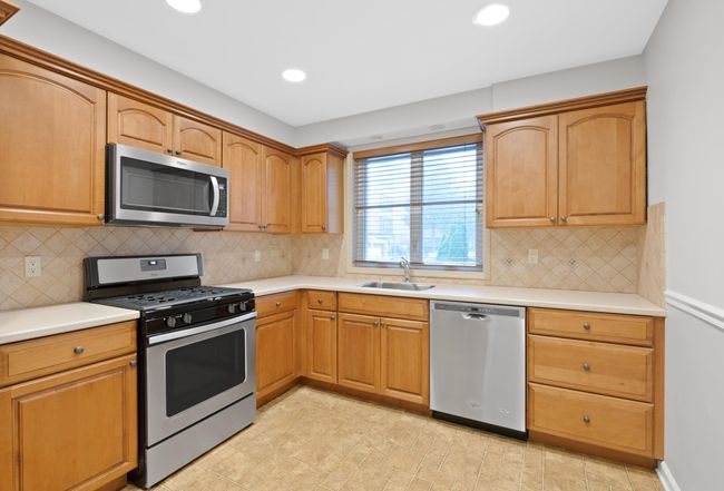 APT-1F - 70 W 32 Nd St, Home with 1 bedrooms, 1 bathrooms and null parking in Bayonne NJ | Image 12
