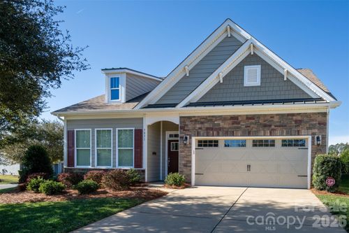 5031 Star Hill Ln, Charlotte, NC, 28214-0054 | Card Image