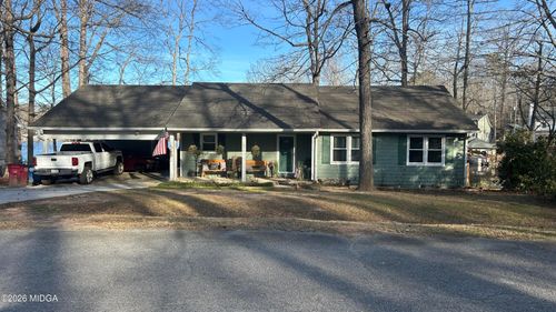 1054 N Plantation Pkwy, Macon, GA, 31220-2816 | Card Image