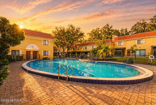 215-5811 Atlantic Blvd, JACKSONVILLE, FL, 32207-2214 | Card Image