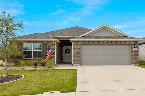 8924 Flying Eagle Ln, Fort Worth, TX, 76131-1798 | Card Image