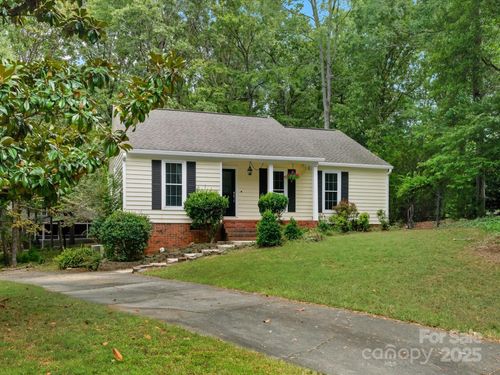 10400 Nine Iron Ct, Charlotte, NC, 28277-8832 | Card Image