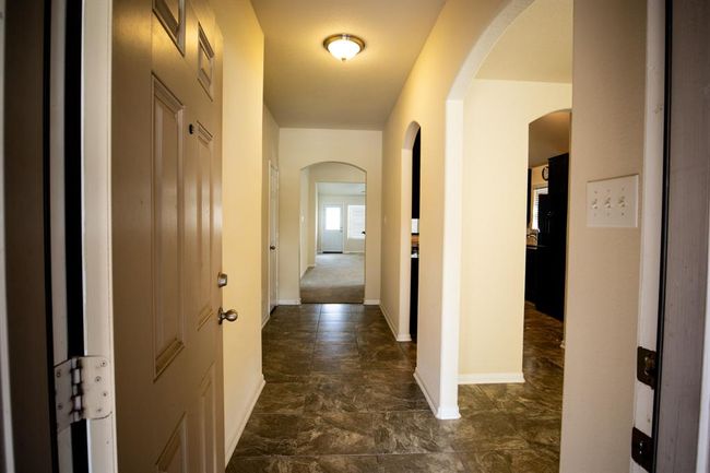 17907 Acorn Field Trl, House other with 3 bedrooms, 2 bathrooms and 3 parking in Humble TX | Image 4