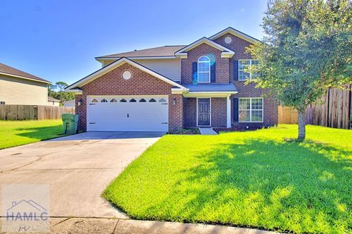 305 Largo Ct, Hinesville, GA, 31313-7204 | Card Image