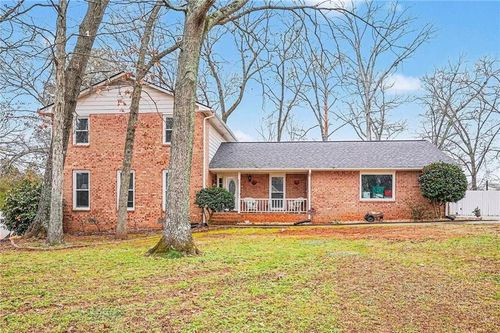 2571 Highland Golf Course Dr Se, Conyers, GA, 30013-1976 | Card Image