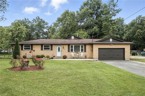 3755 Everett Dr, Loveland, OH, 45140-1015 | Card Image