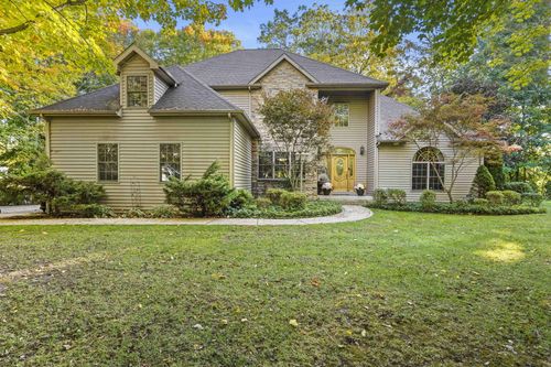 3656 W Village Rd, La Porte, IN, 46350-9479 | Card Image