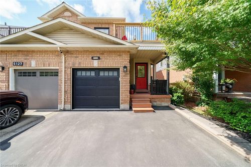 5129 Lampman Ave, Burlington, ON, L7L6L1 | Card Image