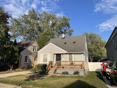 4142 Buckingham Ave, Berkley, MI, 48072-1470 | Card Image