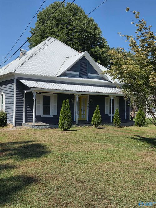 710 S Scott St, Scottsboro, AL, 35768-2639 | Card Image
