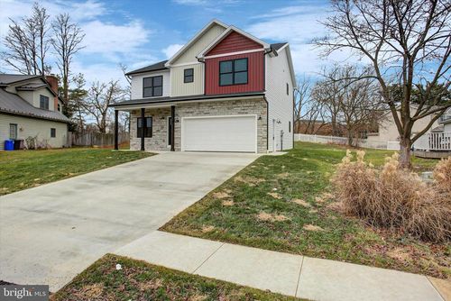 108 Baker And Russell Dr, SHIPPENSBURG, PA, 17257-9268 | Card Image